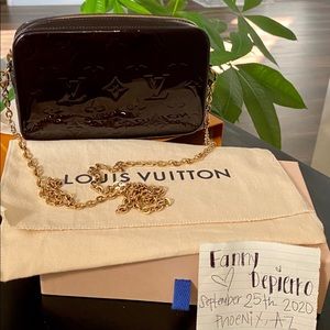 Louis Vuitton Vernis Camera Bag in Amarante